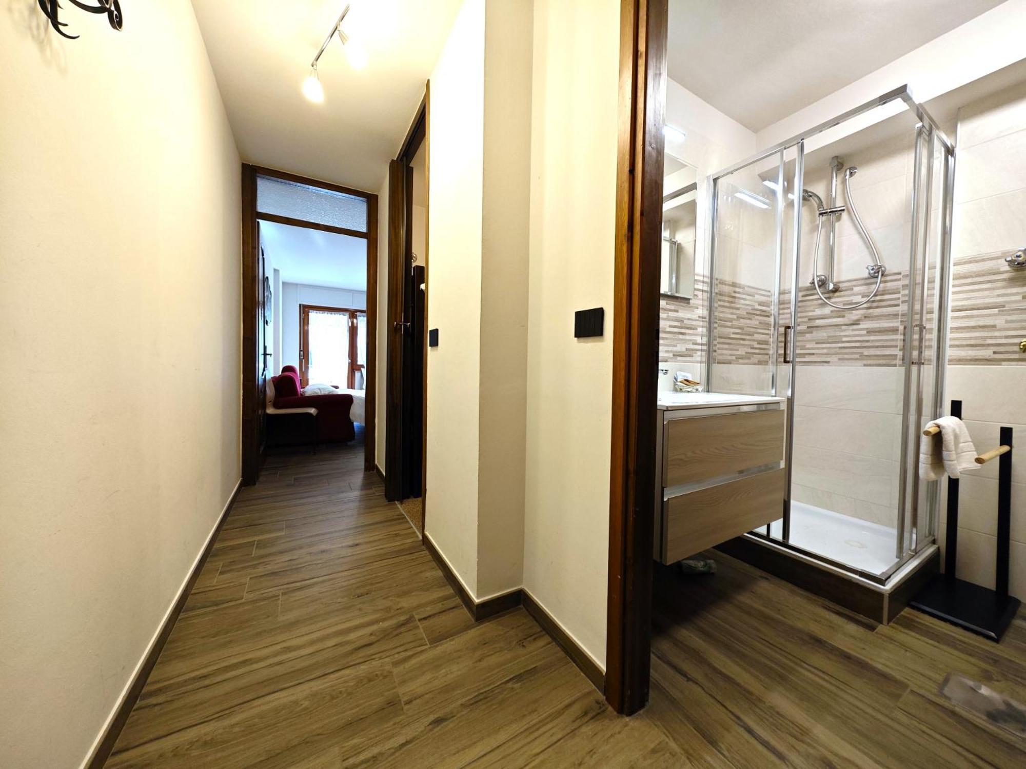 Hostdomus - City Center Apartment Sestriere Exterior photo